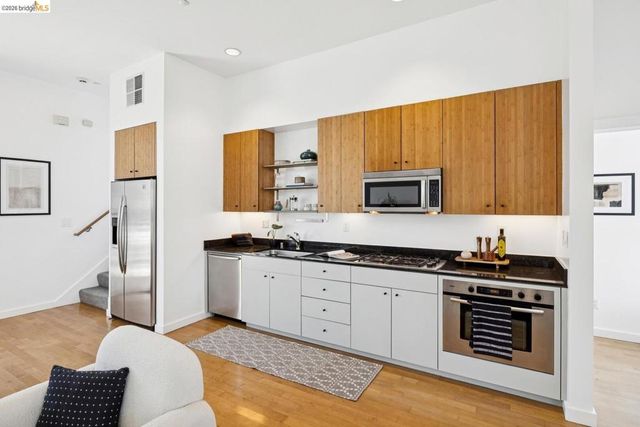 2830 Mandela PKWY, Oakland, CA 94608