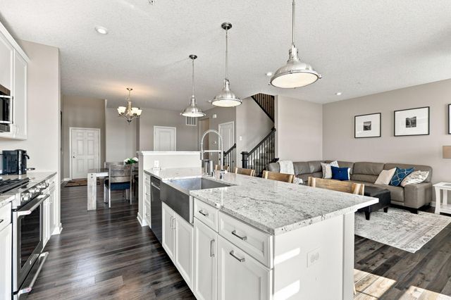 8121 Evergreen Lane N, Maple Grove, MN 55369