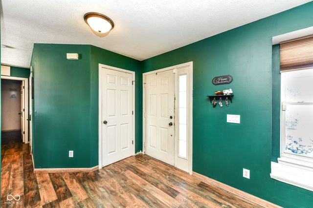 7247 Braxton Drive, Noblesville, IN 46062