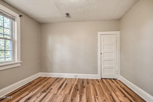 314 Lamont Street, Johnson City, TN 37604