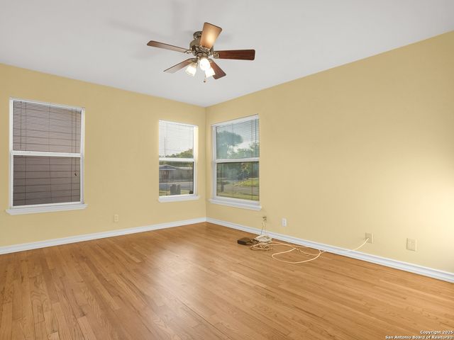 107 Sullivan, San Antonio, TX 78213