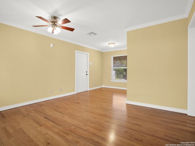 107 Sullivan, San Antonio, TX 78213