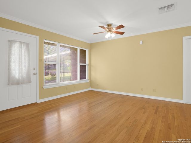 107 Sullivan, San Antonio, TX 78213