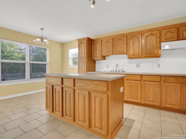 107 Sullivan, San Antonio, TX 78213