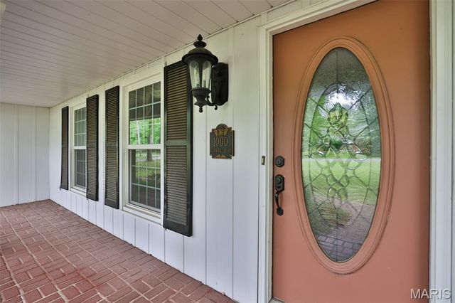 1000 Schwarz Road, Edwardsville, IL 62025