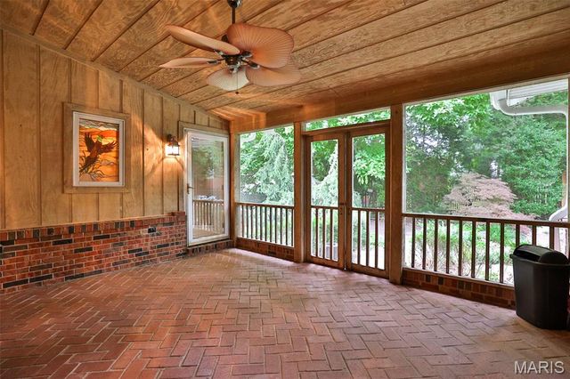 1000 Schwarz Road, Edwardsville, IL 62025