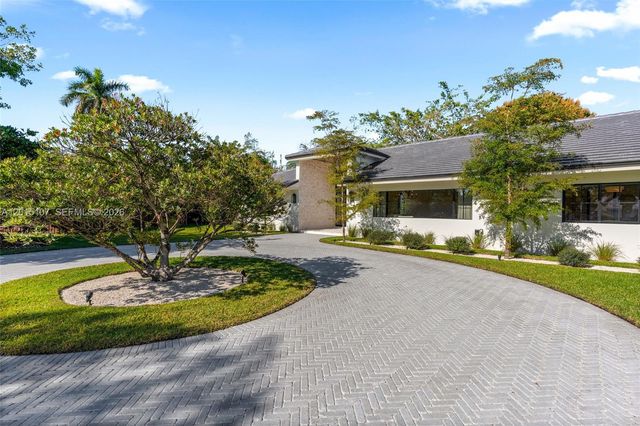 16889 SW 73rd Court, Palmetto Bay, FL 33157