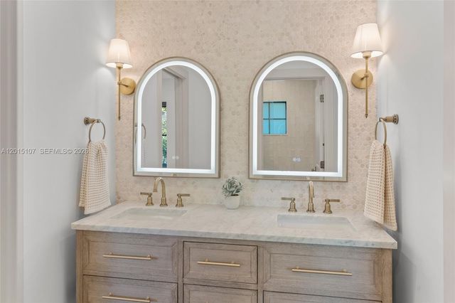 16889 SW 73rd Court, Palmetto Bay, FL 33157