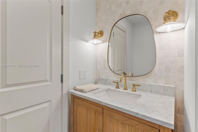 16889 SW 73rd Court, Palmetto Bay, FL 33157