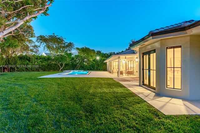 16889 SW 73rd Court, Palmetto Bay, FL 33157