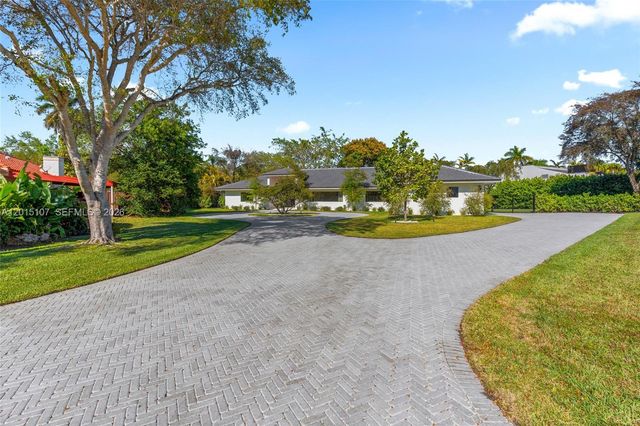 16889 SW 73rd Court, Palmetto Bay, FL 33157