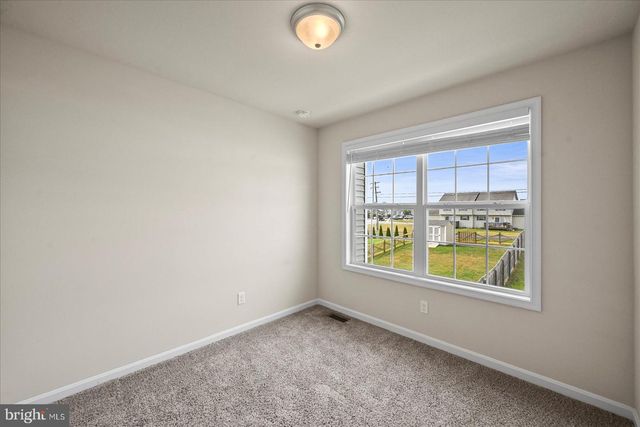 323 MAPLE DR, Hanover, PA 17331