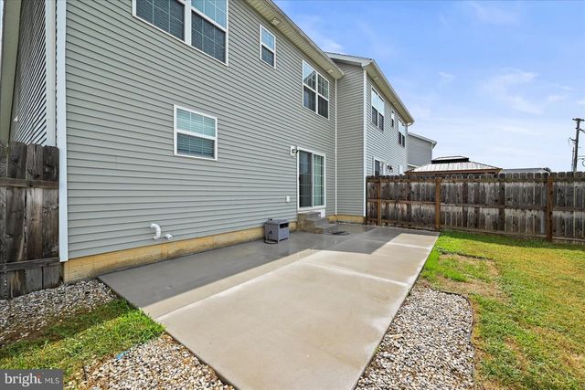 323 MAPLE DR, Hanover, PA 17331