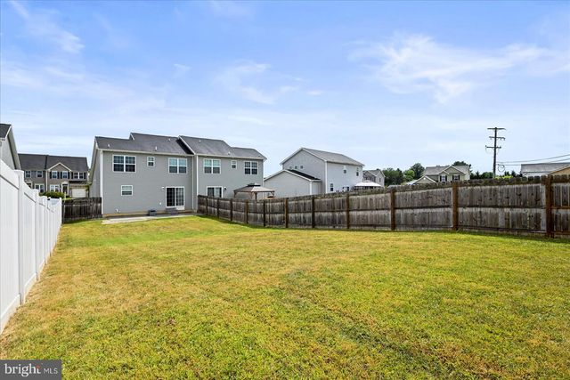 323 MAPLE DR, Hanover, PA 17331