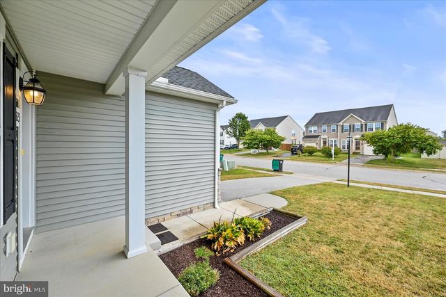 323 MAPLE DR, Hanover, PA 17331