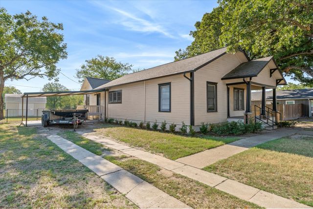 307 S Crockett Street, Edgewood, TX 75117