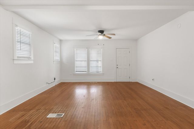 307 S Crockett Street, Edgewood, TX 75117