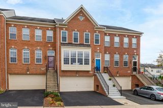 16329 FLOTSAM LN, Woodbridge, VA 22191