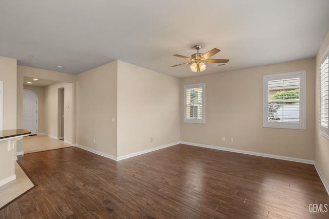 12612 Abercromby Drive, Bakersfield, CA 93312