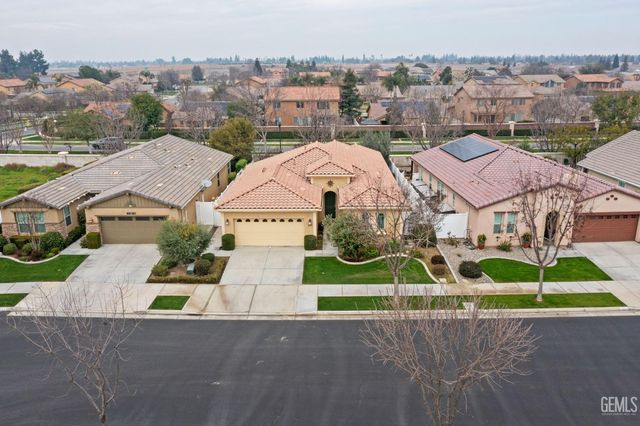 12612 Abercromby Drive, Bakersfield, CA 93312