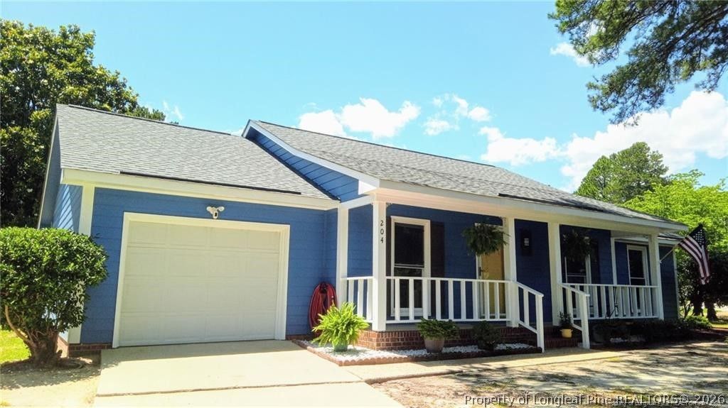 204 Bayfield Loop, Fayetteville, NC 28314 — exterior