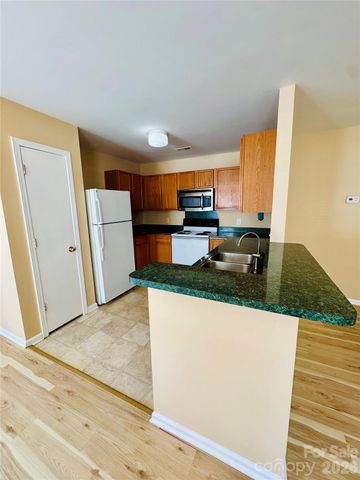 3008 Rockingham Court SW, Concord, NC 28025