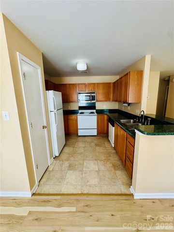 3008 Rockingham Court SW, Concord, NC 28025