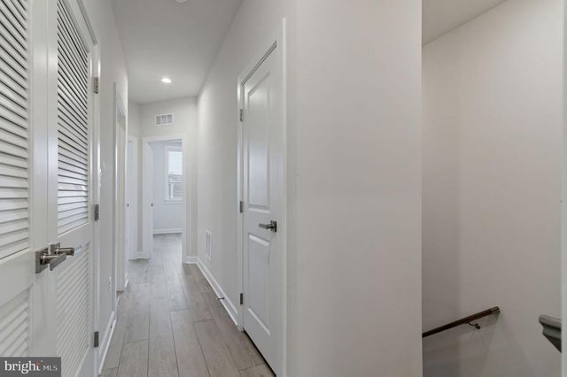 10689 FAIRGROUNDS DR, Fairfax, VA 22030