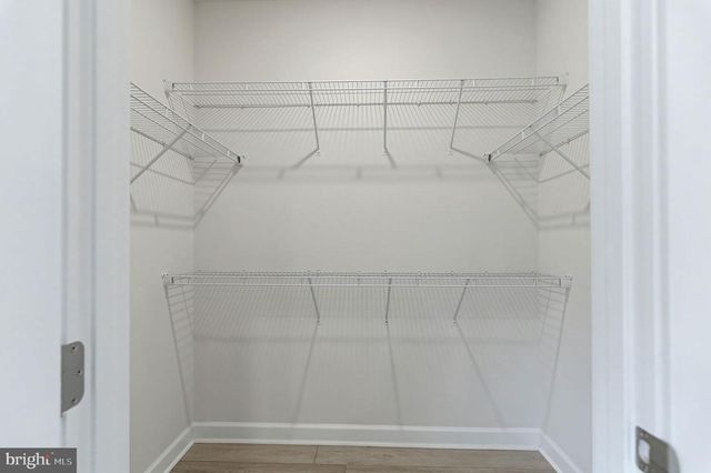 10689 FAIRGROUNDS DR, Fairfax, VA 22030