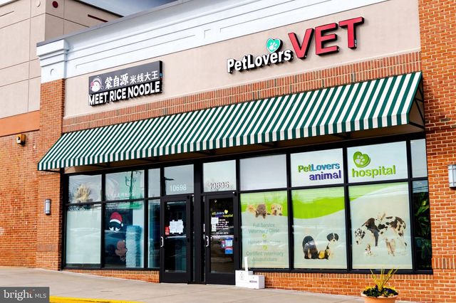 10689 FAIRGROUNDS DR, Fairfax, VA 22030