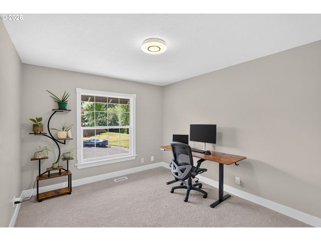 20665 Sw ESSEN Ct, Beaverton, OR 97078