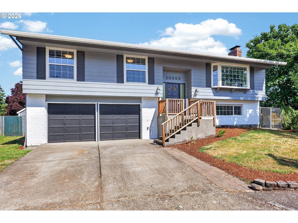 20665 Sw ESSEN Ct, Beaverton, OR 97078