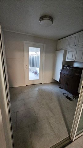 3918 OAK LIMB COURT, Tampa, FL 33614