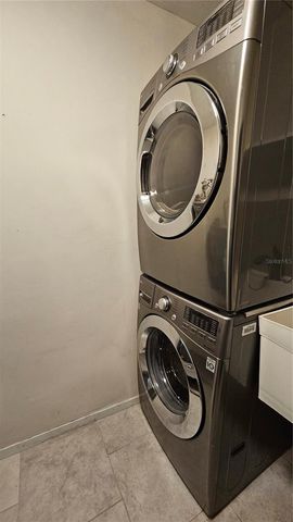 3918 OAK LIMB COURT, Tampa, FL 33614