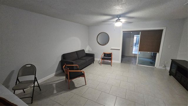 3918 OAK LIMB COURT, Tampa, FL 33614