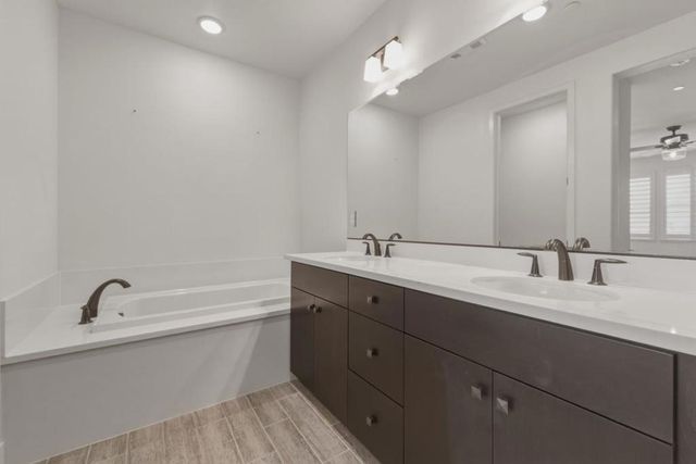 2737 5th Street, Alameda, CA 94501