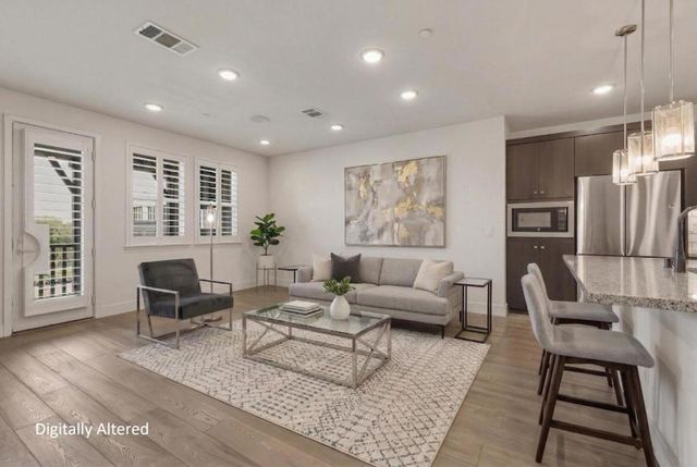 2737 5th Street, Alameda, CA 94501