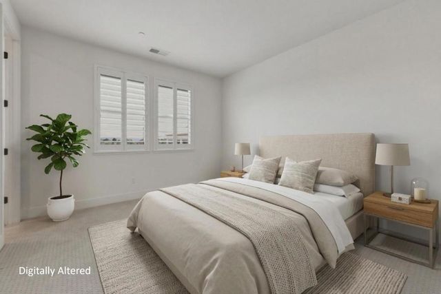 2737 5th Street, Alameda, CA 94501