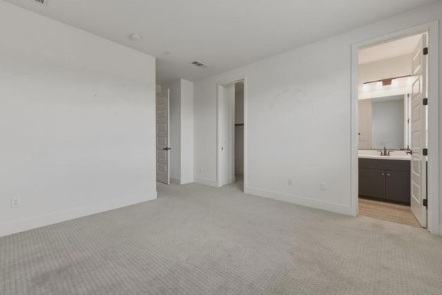 2737 5th Street, Alameda, CA 94501