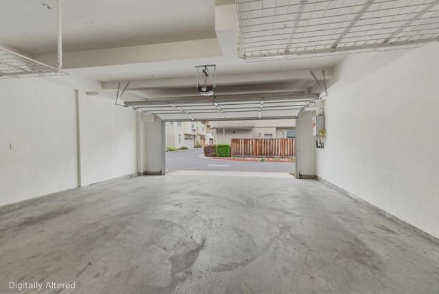 2737 5th Street, Alameda, CA 94501