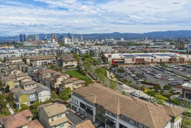 2737 5th Street, Alameda, CA 94501