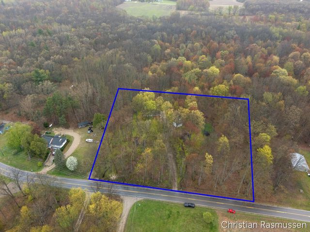 14218 W Church Road, Howard City, MI 49329