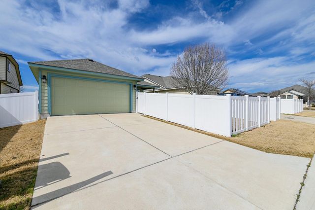 18421 Tallgrass Prairie DR, Pflugerville, TX 78660