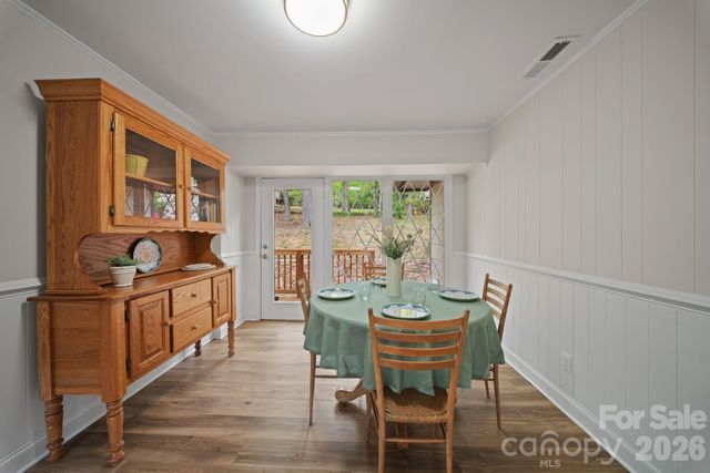 70 Melton Road, Candler, NC 28715
