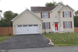 10222 STAGECOACH DR, Hagerstown, MD 21740