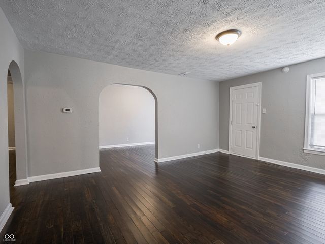 5745 S County Road 150 E, Clayton, IN 46118