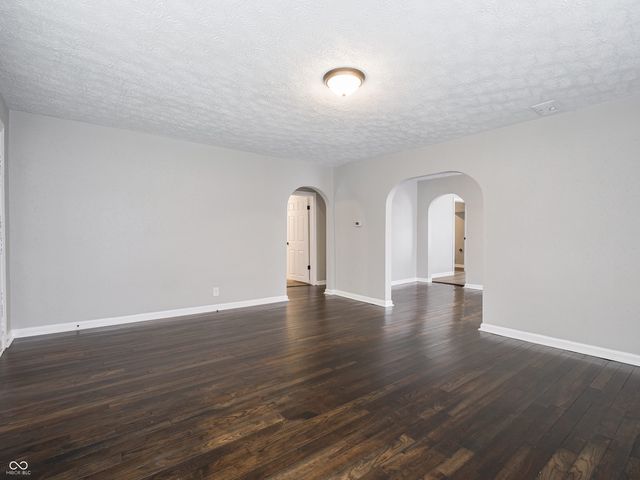 5745 S County Road 150 E, Clayton, IN 46118