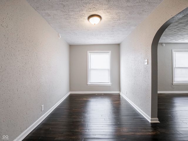 5745 S County Road 150 E, Clayton, IN 46118