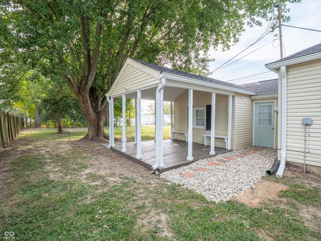 5745 S County Road 150 E, Clayton, IN 46118