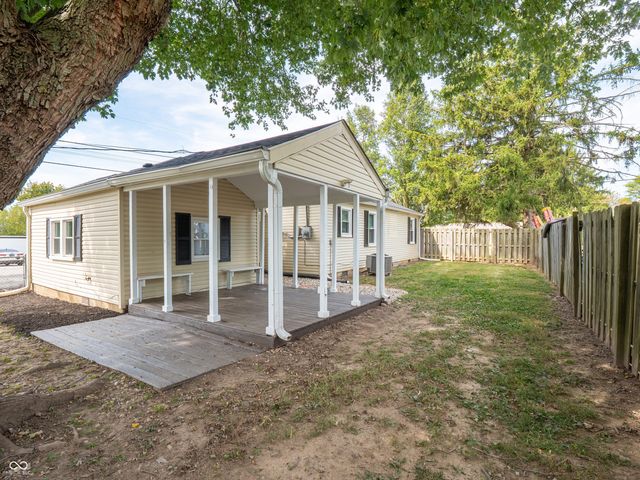 5745 S County Road 150 E, Clayton, IN 46118